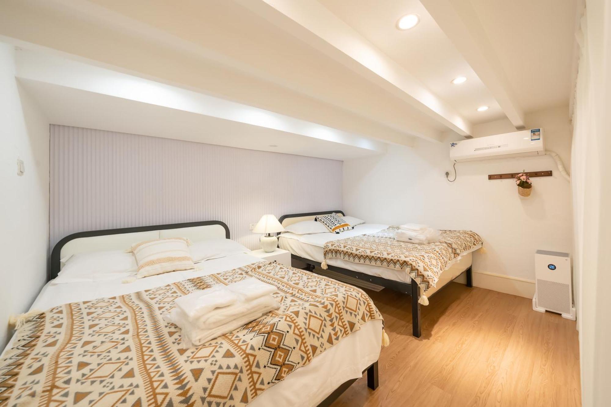 Shanghai Downtown Yi Du B&B - Near South Shaanxi Road Metro Station 600Meters Dış mekan fotoğraf